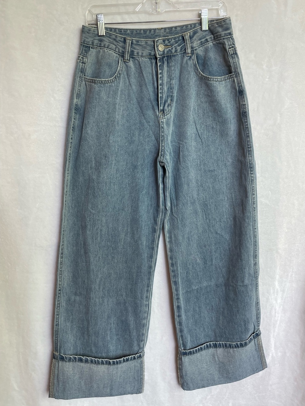 Lavender J Wide Leg Cuffed Light Blue Jeans Sz M NWOT